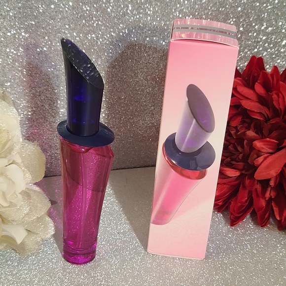 NWT Pierre Cardin Rose Cardin Eau De Toilette Spray 1.0 FL. Oz. - Picture 3 of 4